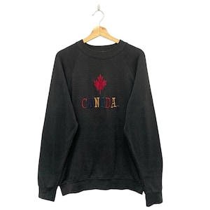 Vintage 80s Canada Souvenir Embroidered Crewneck Sweatshirt Size Medium