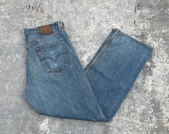 Vintage Levis 504 Jeans: Blue Denim, Straight Leg, W31/32 L32 - Etsy