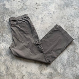 Vintage Lee Relaxed Fit Dark Brown Women’s Cargo Pants Size 16