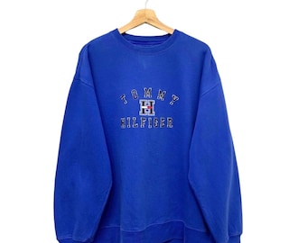 Vintage 90er Jahre Tommy Hilfiger Embroidered Crewneck Sweatshirt Size L Double V Stitch