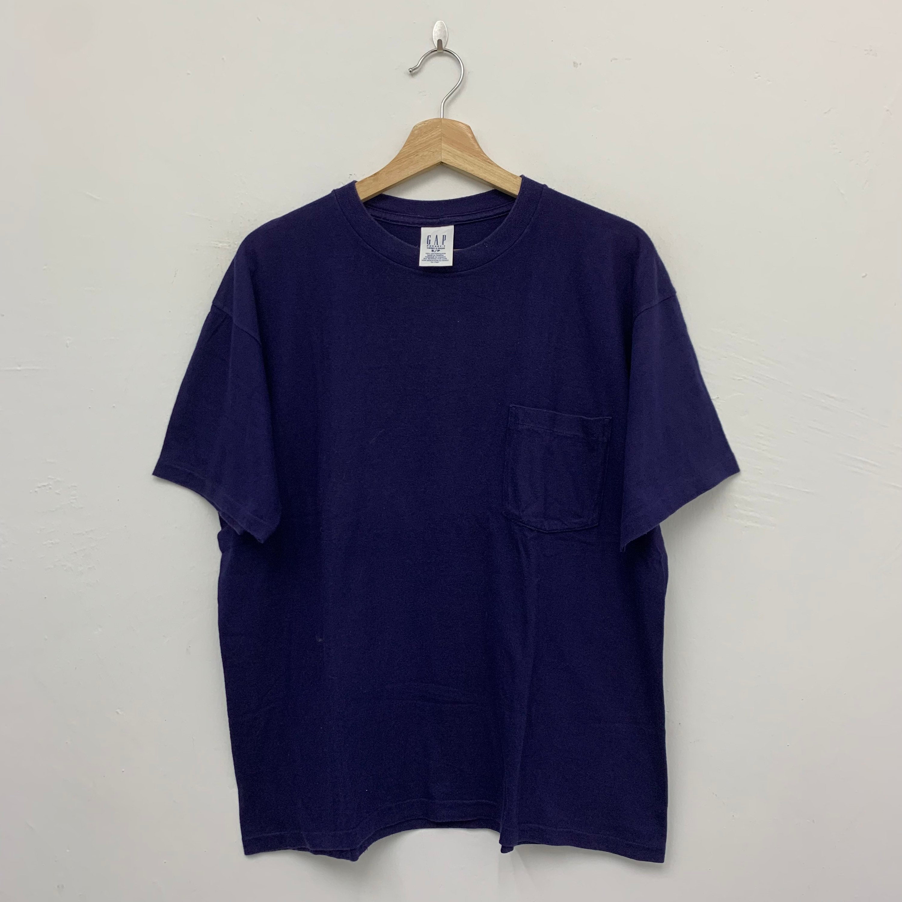 Vintage GAP Blank Plain Pocket Tee 