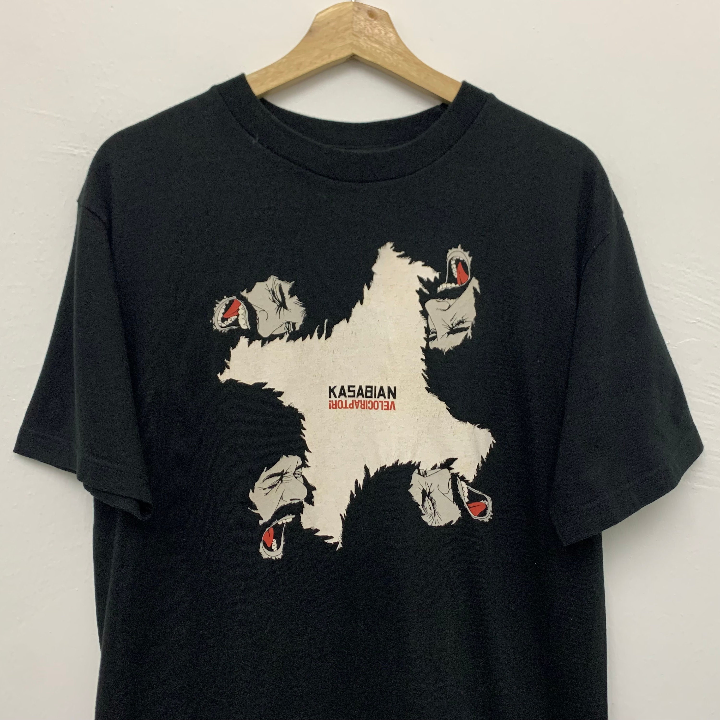 Kasabian Velociraptor! Concert Tour Band T-shirt Size Medium - Etsy