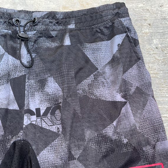 Ecko Function Polyester Boardshorts Size 34x11 Fu… - image 4