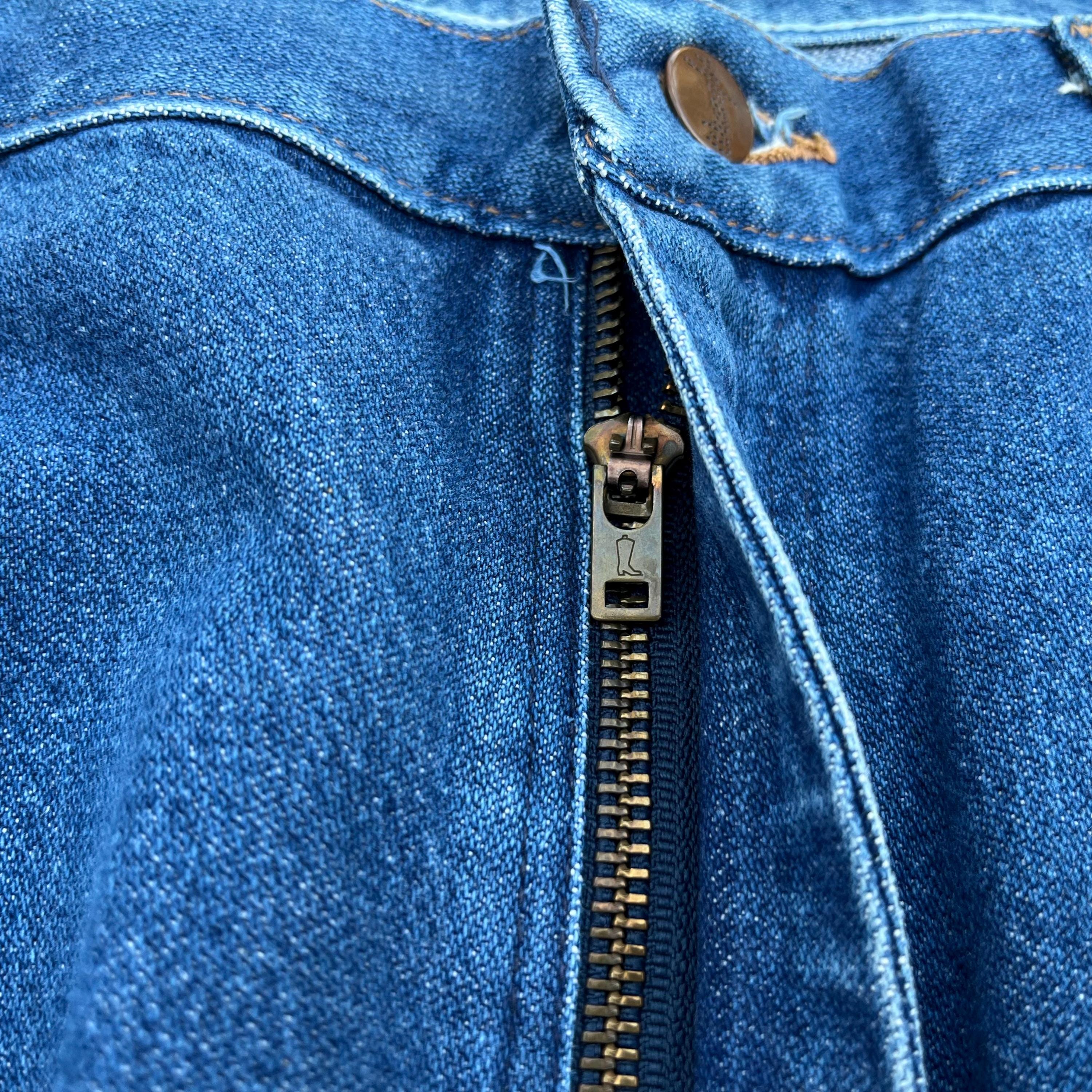 Vintage 90s Wrangler 13MWZ Denim Jeans Made in Usa Size 34x33 