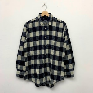Vintage Men’s Casual Plaid Checkered Flannel Shirt Size Medium