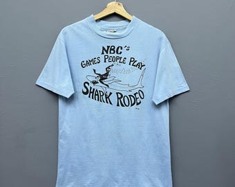 T-shirt de rodéo requin vintage des années 80, taille moyenne / Hanes / Made in Usa