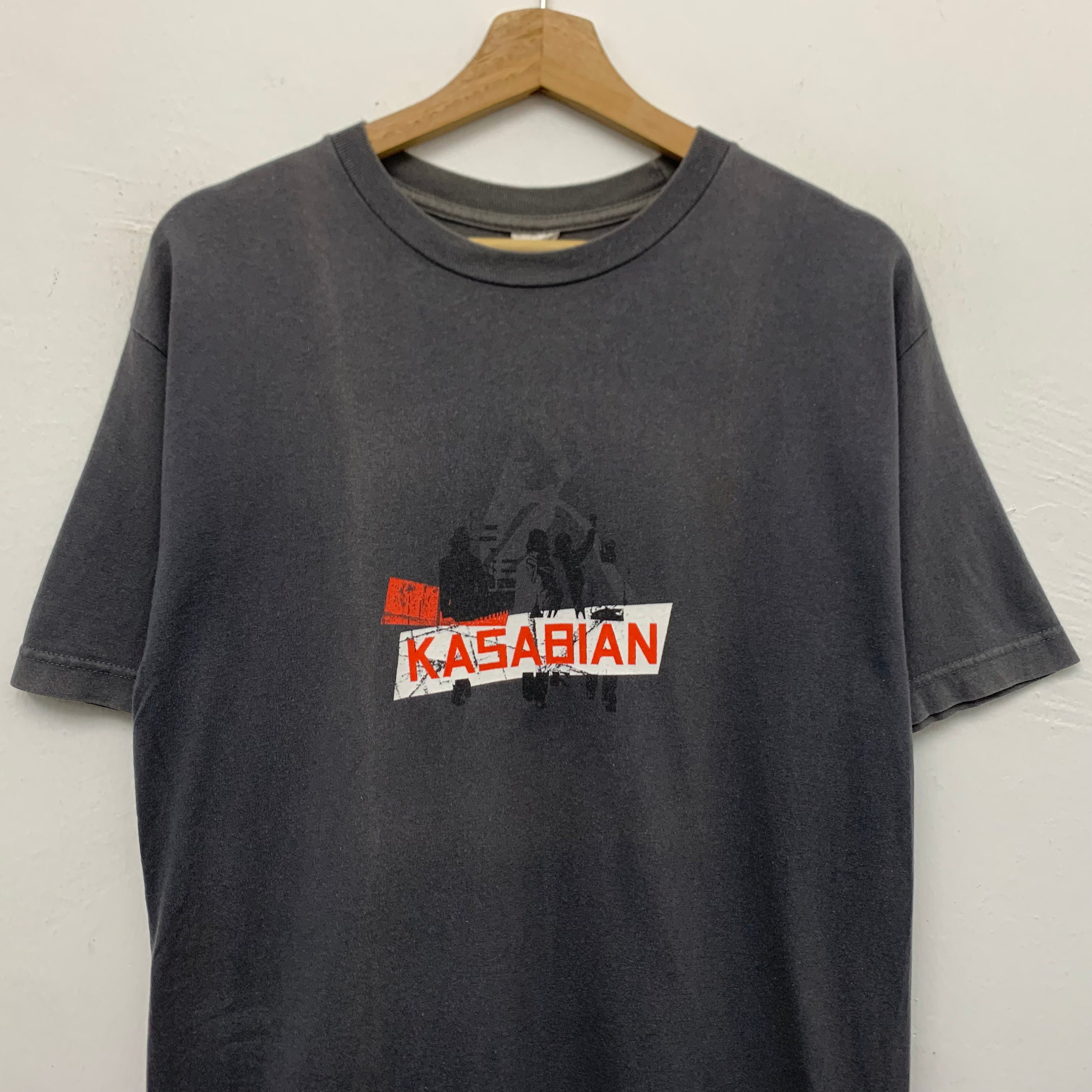 Kasabian Band T-shirt Size Medium - Etsy