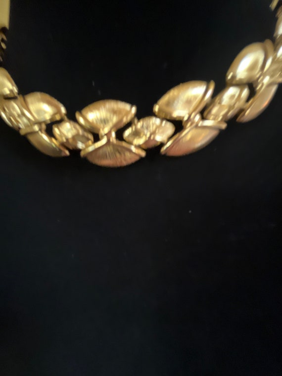 Napier Vintage Gold Tone Choker - image 2