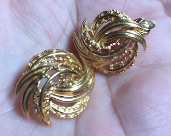Trifari Gold tone Clip On Earrings - Trifari Open Work Leaf Earrings