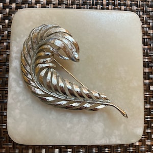 STAR Embossed Silver Tone Feather Pin - Silver Tone Feather Brooch