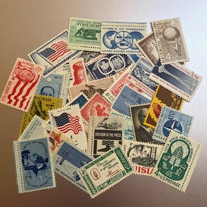 30 Uncanceled United States Stamps - 4 Cent Denomination