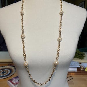 Carolee Vintage Brushed Gold Chain & Pearl Belt Vintage Carolee Gold Belt Heart Charm, Adjustable Designer  main image 2