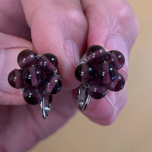 Vintage Dauplaise Purple Beaded Screw Back Earrings