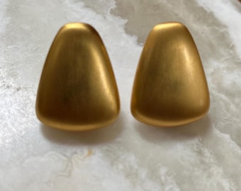 Vintage Napier Gold Tone Triangular Earrings - Matte Finish