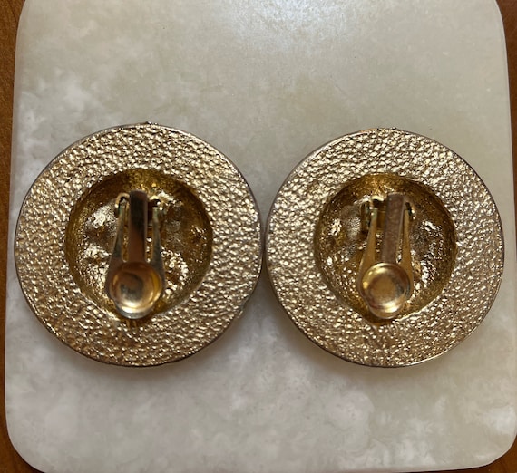 Vintage Large Gold Tone Clip On Earrings - Gold T… - image 2