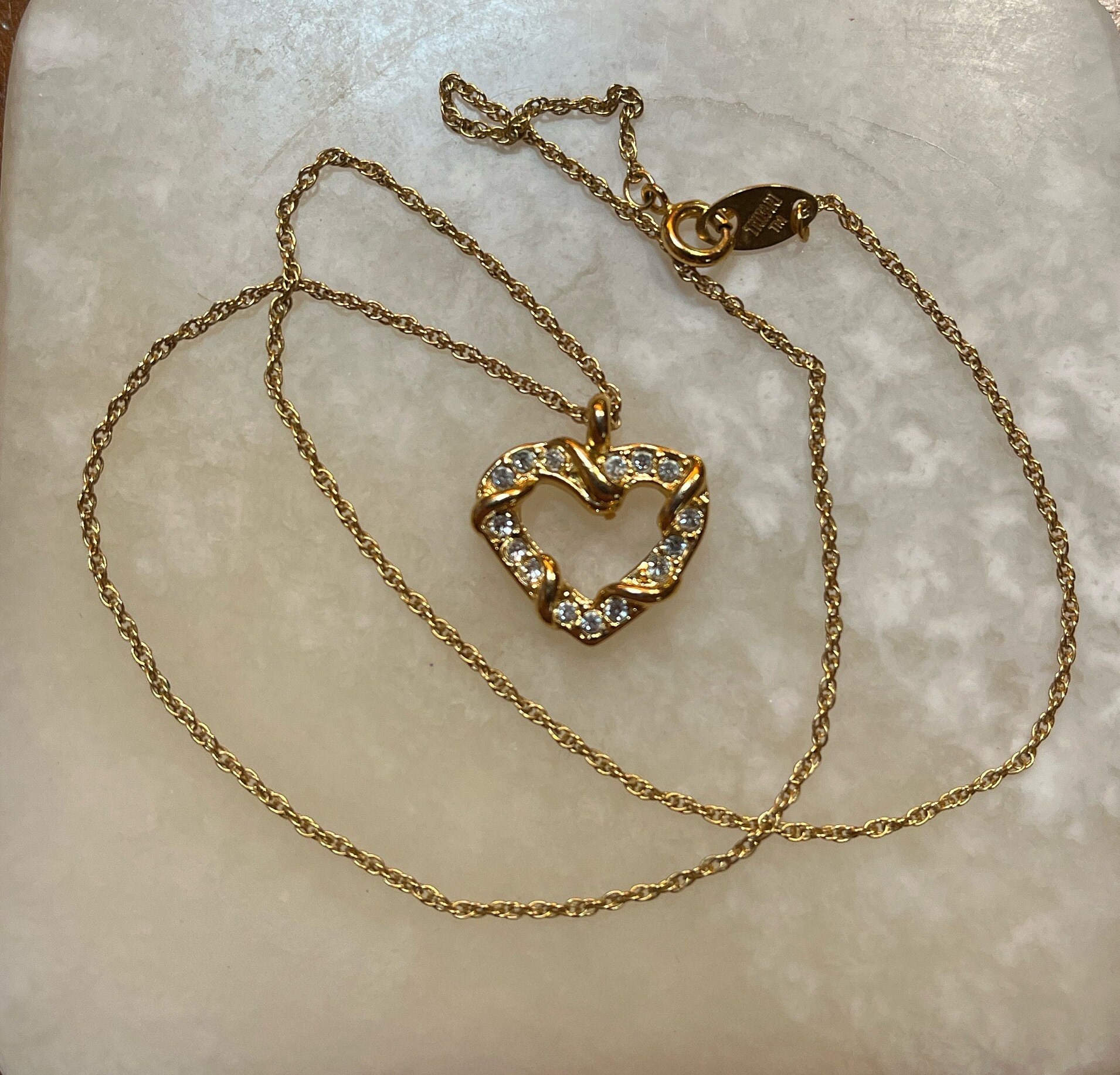 Trifari heart pendant - Gem