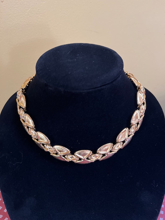 Napier Vintage Gold Tone Choker