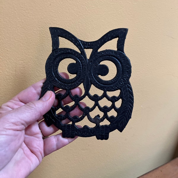 Vintage Cast Iron Owl Trivet - Taiwan