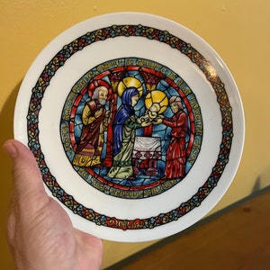Limoges Collectible Plate - Vintage Henri d&#39;Arceau-Limoges Porcelain Noel Vitrail La Purification Christmas Plate