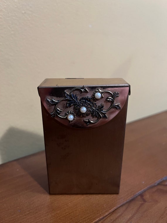 Art Deco Lady’s Metal Cigarette Case