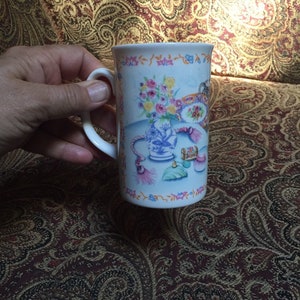 Royal Malvern Staffordshire Mug - Fine Bone China Cup - England