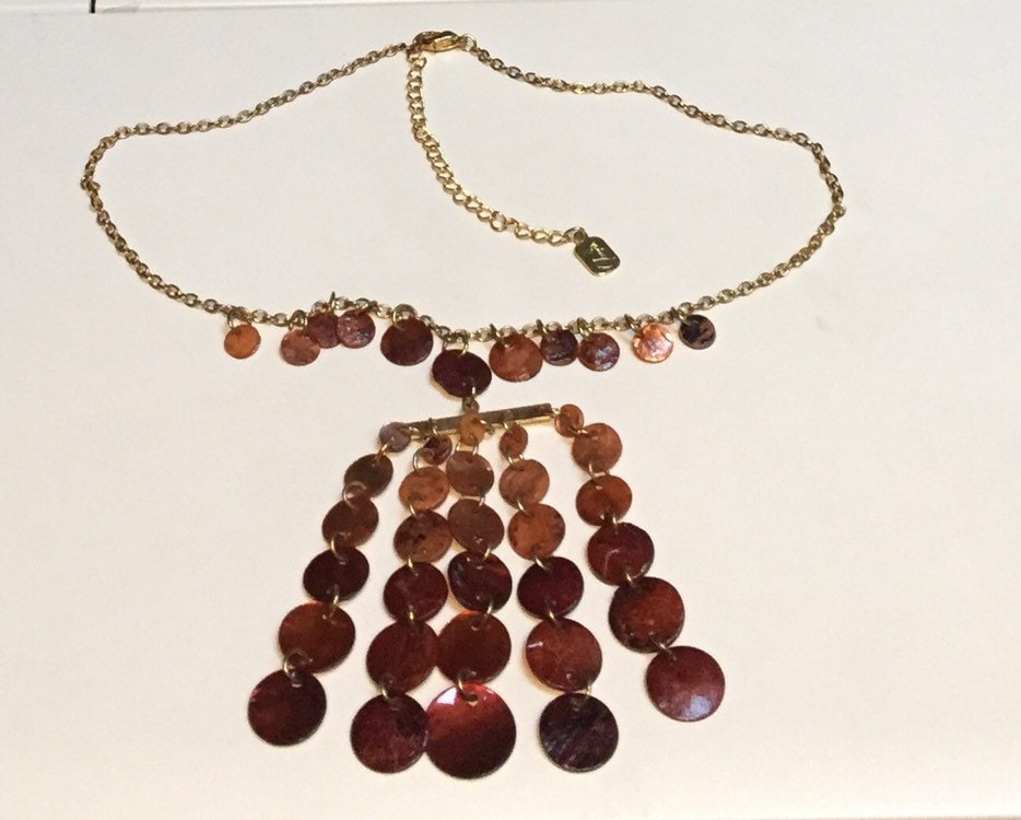 Yousi Brown Shell Disc Pendant Necklace