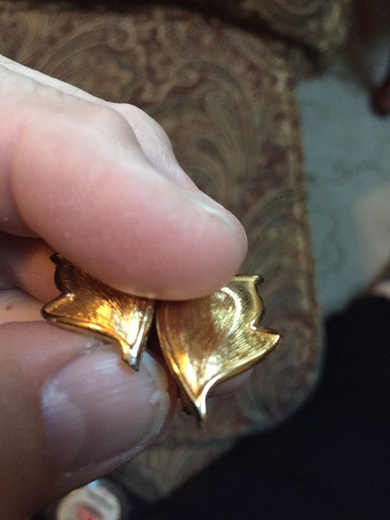 Monet Gold Tone Leaf Clip On Earrings - image 4