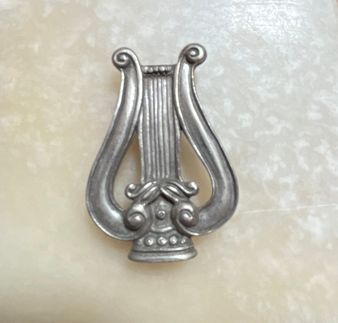 Irish Kilt Pin, Irish Shamrock Pin, Claddagh Kilt Pin, Harp