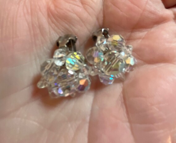 2 Pairs of Crystal Clip On Earrings - image 4