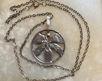 1950 Silver Tone Pendant Necklace