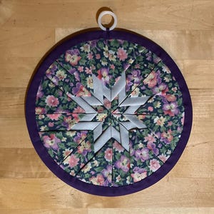 Pansy Floral Folded Star Potholder - Handmade Quilted Potholder - Shades of Pink, Purple, and Green