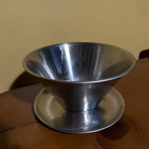 18-8 Stainless Steel Gravy Boat with Drip Plate - Denmark