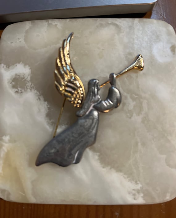 Camco Pewter Angel Blowing Horn Brooch