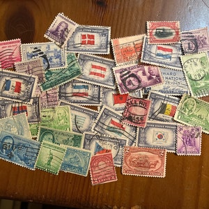 35 Cancelled United States Commemorative Stamps - 1940s Era