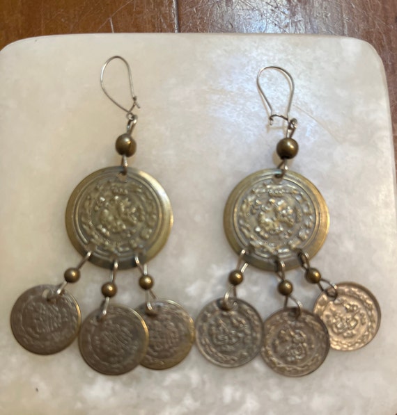 Vintage brass earrings outlet