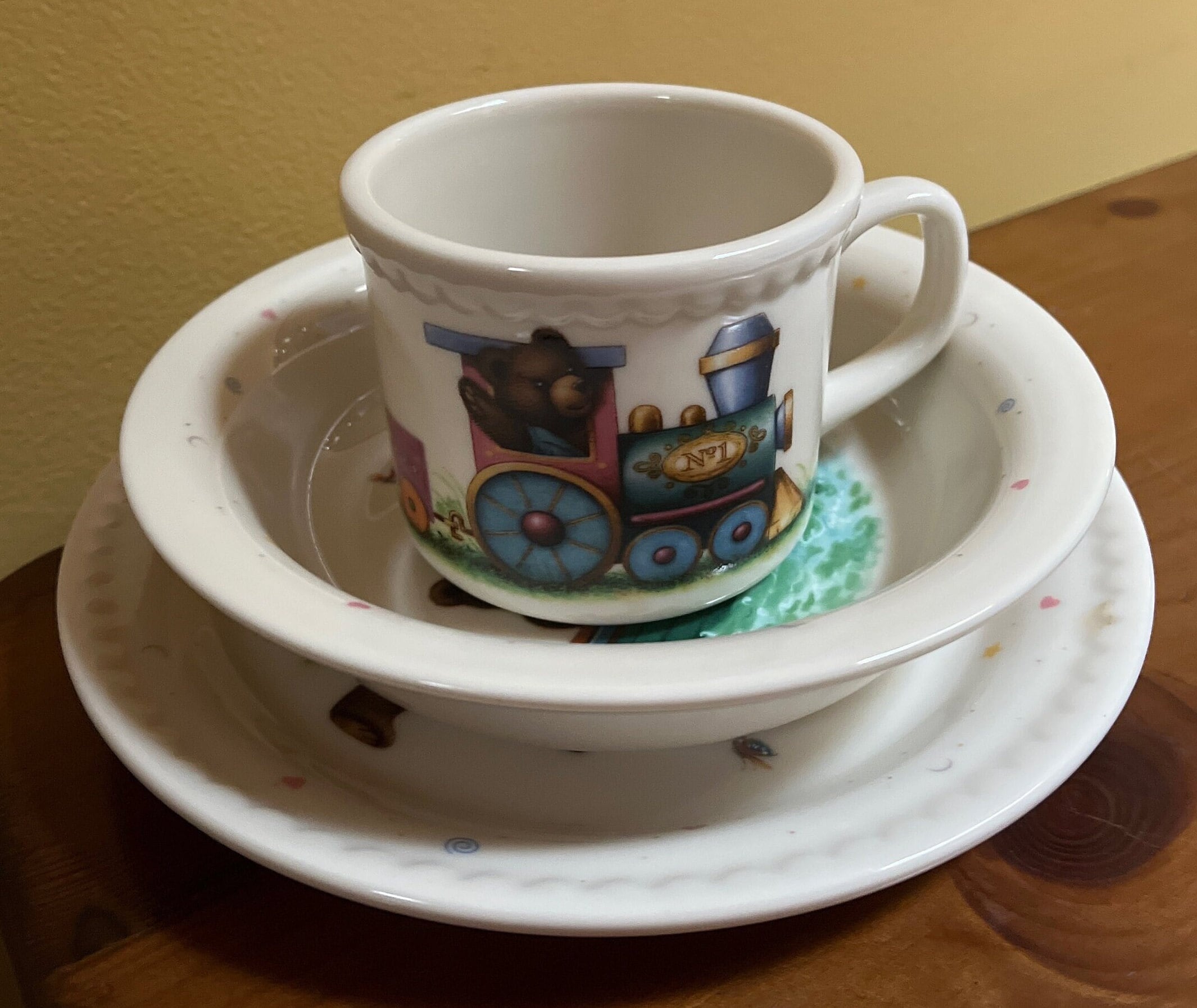 LENOX HEIRLOOM COLLECTION ROUND BOX Lenox China Bears