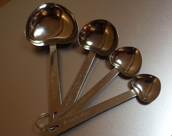 Heart Shaped Stainless Steel Measuring Spoons