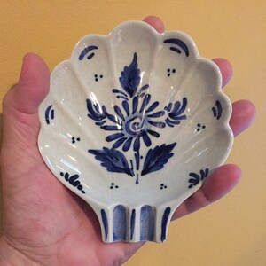 Hand Painted Delft Blue Ashtray - Holland - Shell Shaped Delft Blue Ashtray