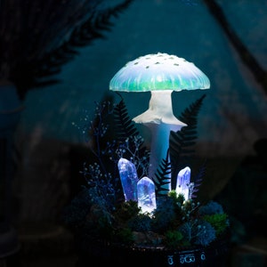 Crystal Mushroom Lamp: Fantasy Forest Glowing Home Decor