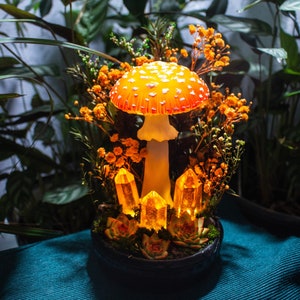 Mushroom lamp with crystals MADE to ORDER - Fly Agaric Amanita  - Red-Orange Mushroom lamp - Fungi light - Fairy decor - Nature decor