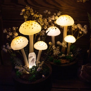 Mushroom lamp MADE to ORDER - with flowers - Mushroom light - White Fungi lamp - forest night light - Fairy decor - Nature decor