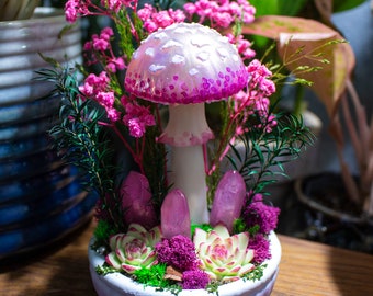 クリスタル付きピンクキノコランプ：妖精の森の光る装飾 - Etsy 日本