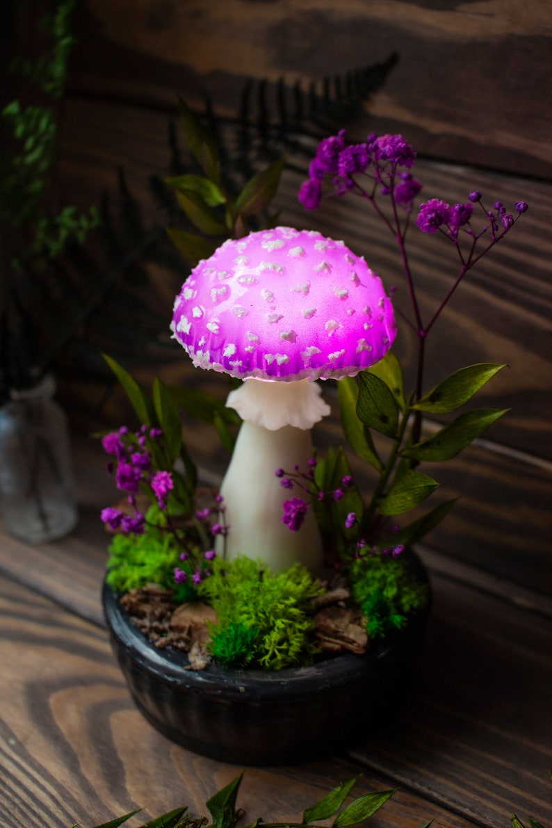 SnowMade Mushroom Lamp - Thumbnail 3