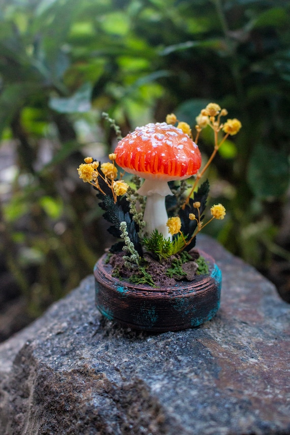 Small Iridescent Mushroom Lamp