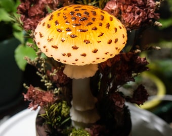Pilz Lampe: Fliegenpilz Nachtlicht mit Blumen