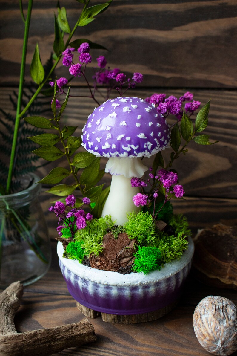SnowMade Mushroom Lamp - Thumbnail 4