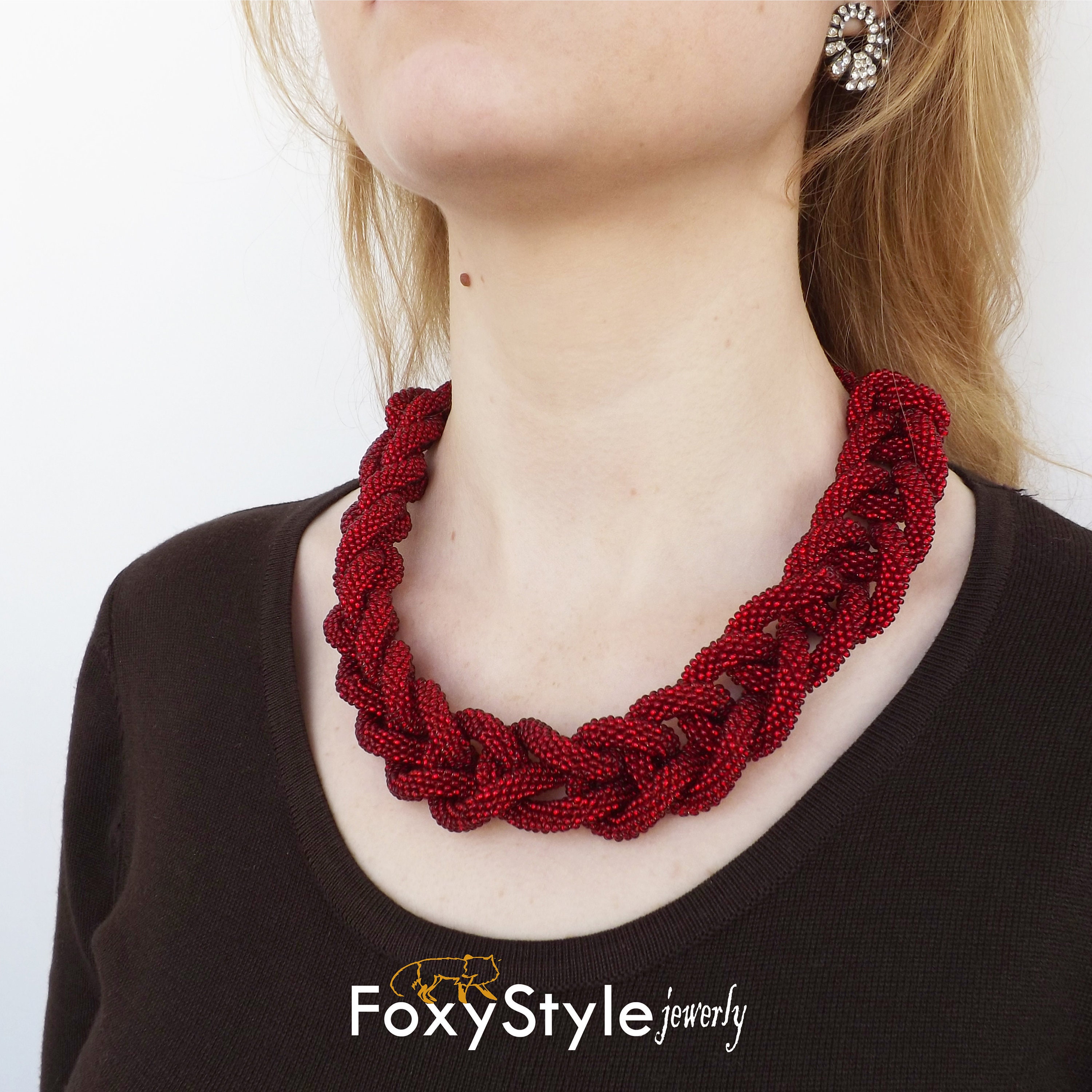 Red bib necklace deals