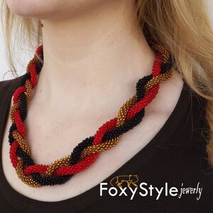Red crochet necklace, Red bead necklace, Black beaded necklace, Handmade gift, Beaded crochet necklace, Elegant necklace, Christmas gift