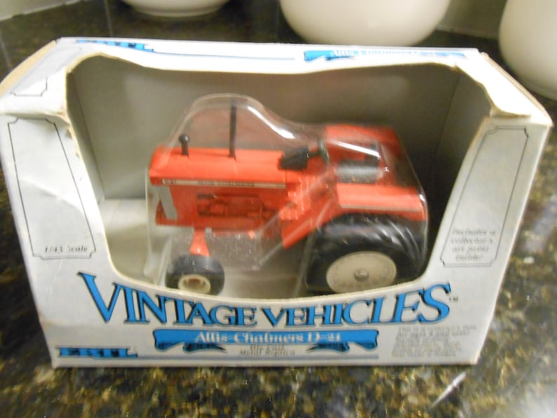 Allis Chalmes D=21 Tractor 143 die cast