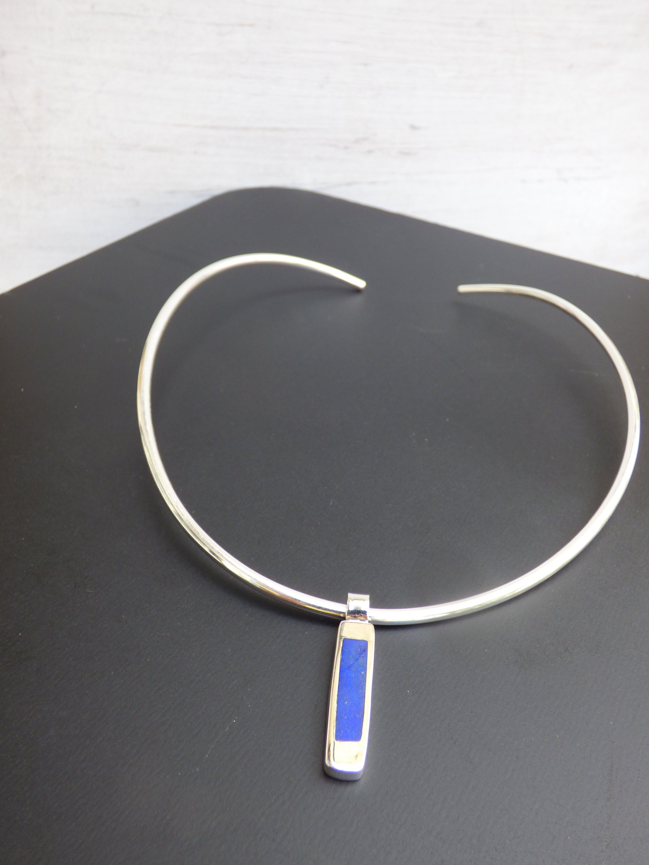 Collar rigido - Etsy